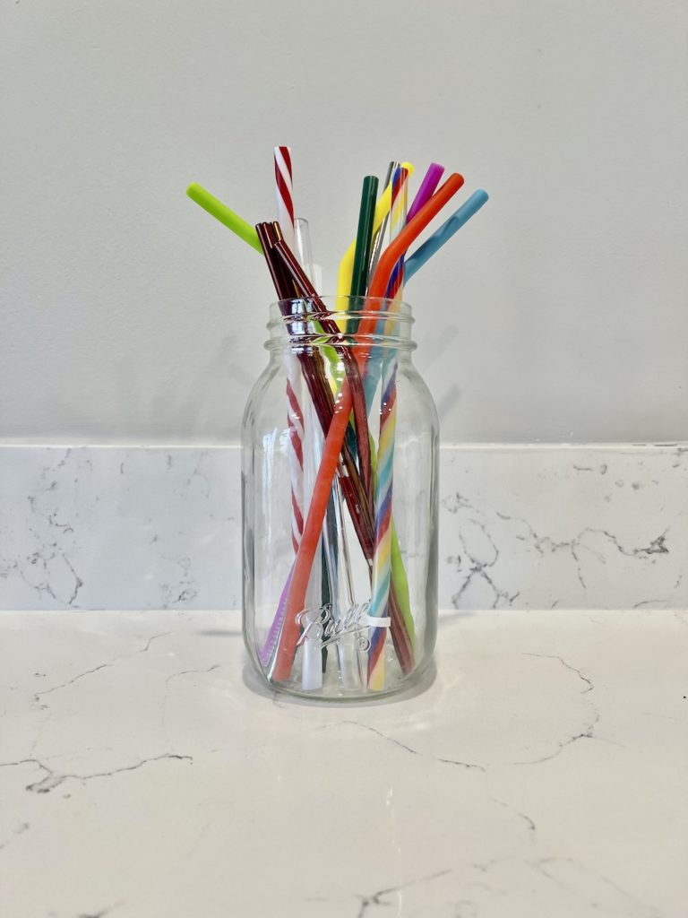 reusable straws in glass jar